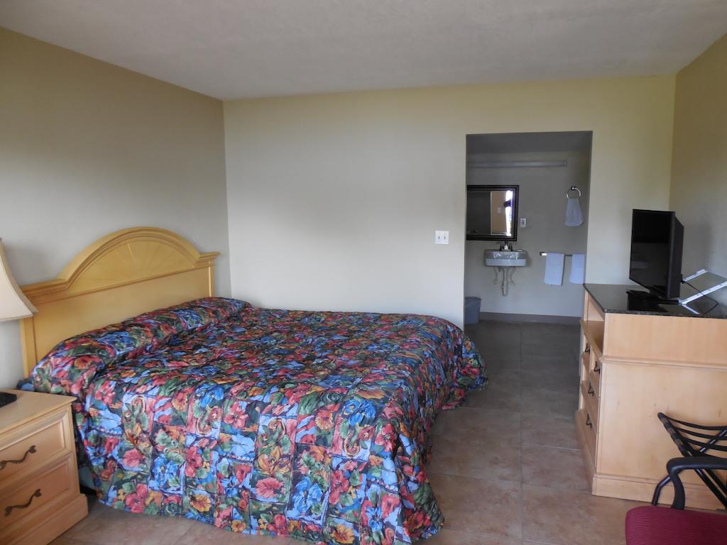 Budget Inn Punta Gorda Room photo
